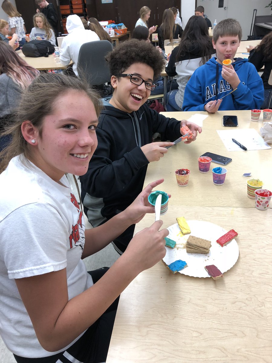 828Deb's tweet image. Edible color wheels in FCS at EHS Pathways FunFriday!