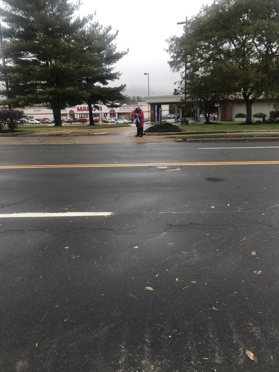 JarretJohns's tweet photo. Walking Ms. Alison across the street. Our store loves to walk her across Water Street. She’s an elderly blind person and such a great crew member. ☺️#DGDoGoodWeek @2018Anchorman @alphasigs_KS #Anchorman2018 #JarretforAnchorman https://t.co/OHc4vIQvTf