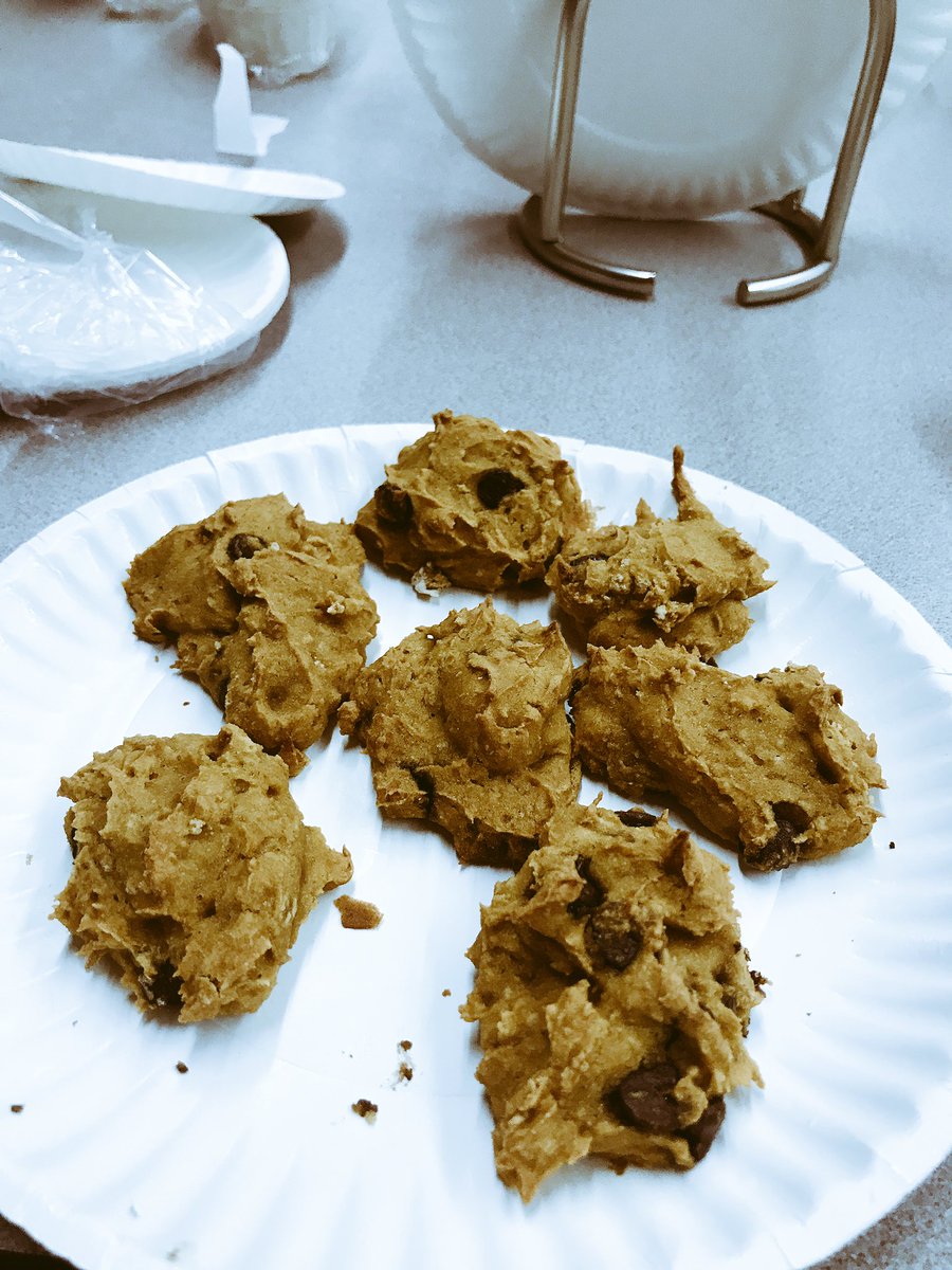Pumpkin cookies. <a href="/MrsRussellCDP/">Mrs. Russell</a> <a href="/ccasertaSLP/">Mrs. Caserta</a> <a href="/SeafordHSPride/">Seaford High School</a> 👌