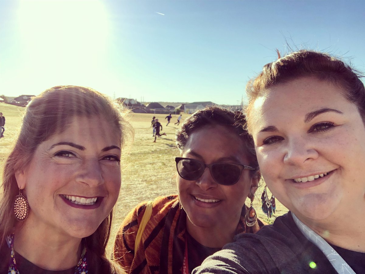 Lindsey Hart tweet media