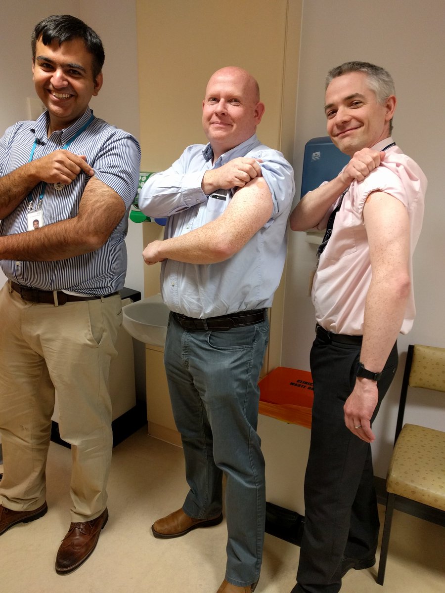 Chest consultants from <a href="/EastLancsHosp/">**Account Inactive** - East Lancashire Hospitals</a> getting our #flu jabs.
