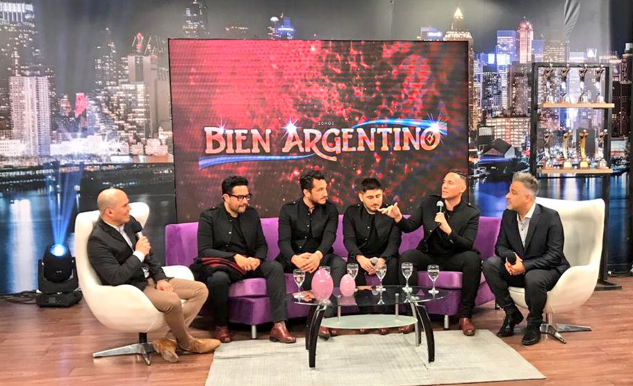 bienargentinook's tweet photo. EL PRÓXIMO DOMINGO 22HS x @ciudad_magazine LLEGAN A BIEN ARGENTINO TV 📺 @Canto4Oficial 🎤🎤🎤🎤 👏🏻👏🏻👏🏻👏🏻👏🏻 @ngelcarabajal @MarceloIripino https://t.co/cHkQRo40ey