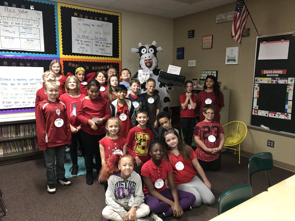 bigredindy's tweet photo. We want you to love to read. Having fun with books helps you love them more! #thinkreadcreate #dresslikeacowforreading #readathon #wearewayne https://t.co/jr2geGcEzh