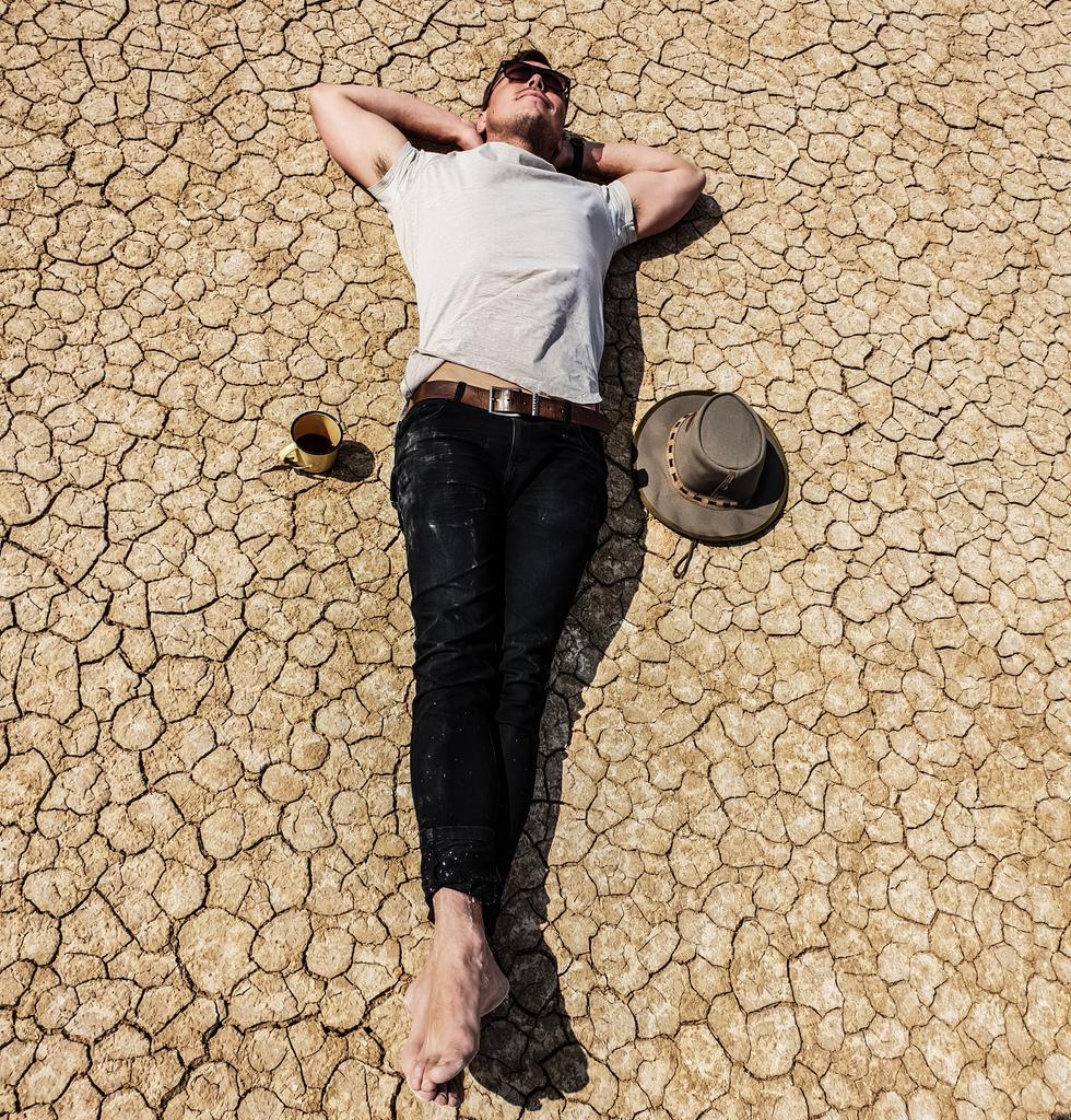 bobbyvjaarsveld's tweet photo. Take me back to the Kalahari ...
*
#VerInDieOuKalahari
@KalahariStyle #kalaharilifestyle #phytoflora #prysperfek #mudpan https://t.co/KqomkfAcGM