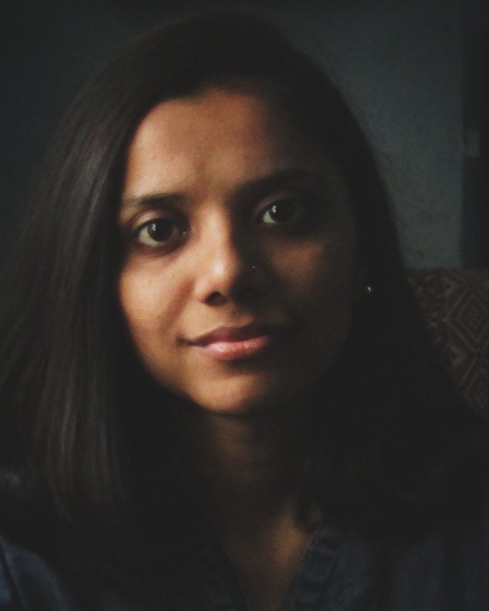 KhanvilkarNik's tweet photo. I have never met someone like you💛
Here I'm talking to me.
#writernikita #nikitawrites https://t.co/K6vqiZSdGU
