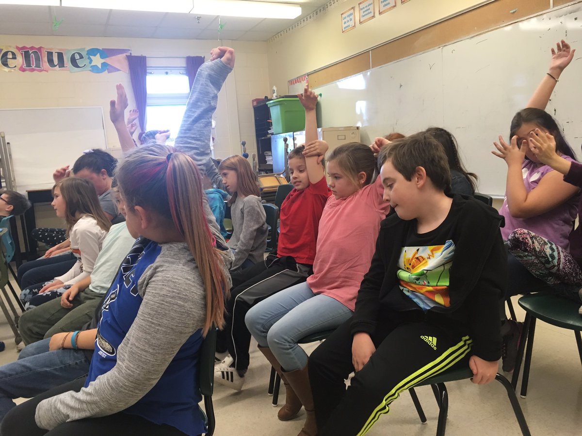 dunphy_wendy's tweet photo. A huge thank you to Conservation Officer, Mr. Todd Hollett, for engaging our grade four classes in a presentation on various Newfoundland animals, their habitats, adaptations, and their predators and prey. @SHA_NL @NLESDCA #science4 #habitatsandcommunities https://t.co/tWegLcwUge