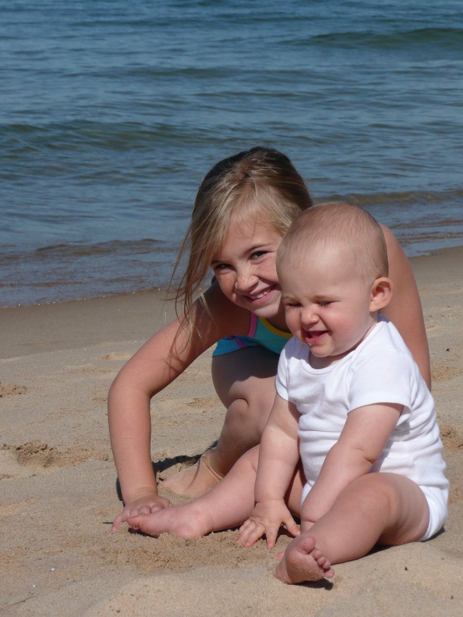 i’m thankful for the sweetest sister in the world!❤️ #pcthankful <a href="/ruby_slippers5/">Mrs.Harriet Clark</a>