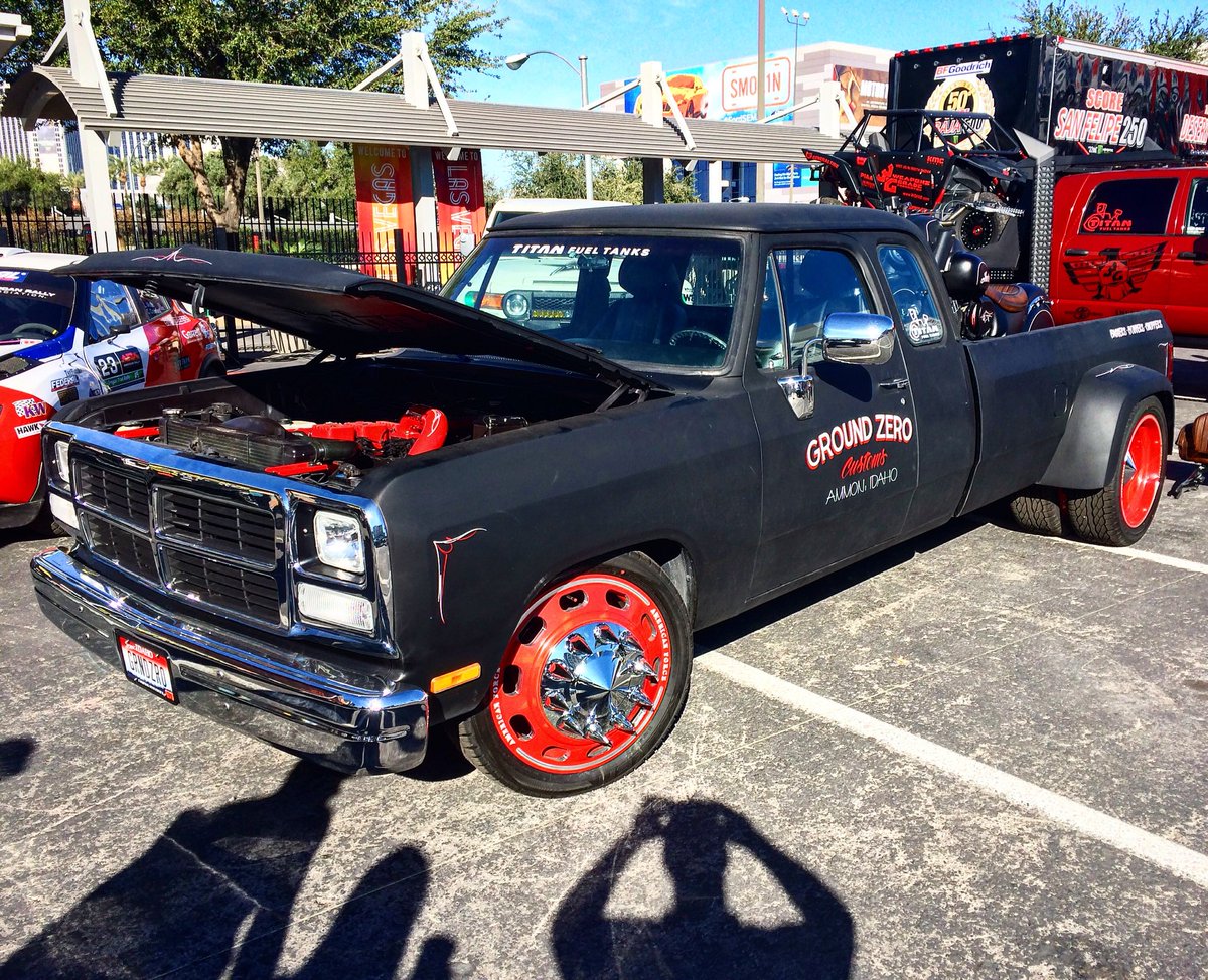 XDPDiesel's tweet image. Nice First Gen SEMA build. #FirstGenFriday