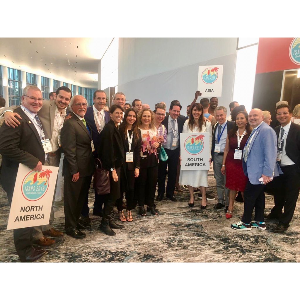 gjcplastico's tweet photo. Seguimos en el Congreso Mundial de #ISAPS2018 en Miami y ayer tuve la oportunidad de hablar sobre reconstrucción mamaria con enfoque estético .Muy agradecido por la oportunidad de compartir puntos de vista de todo el mundo. https://t.co/JkbwXQa08l