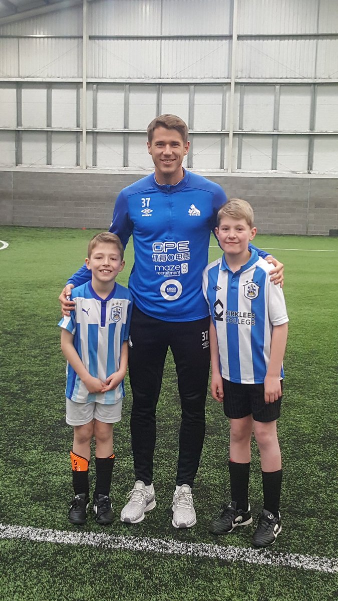 FionaCimatti's tweet photo. The boys have had a great day at @townfoundation football camp and were surprised when @htafcdotcom player #ErikDurm popped in to meet all of the kids. #terriers #tinyterriers https://t.co/EY5Ua7tECN