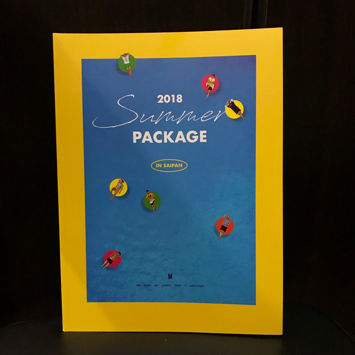 euphoria5496's tweet photo. #BTSSummerPackage2018 in Saipan [TINGI]
💫 Photobook - 550
💫 Making DVD - 450
💫 Guidebook - 350 (Jungkook)
💫 Strap - 200
💫 Travel Topper - 250
💫 Mini Posters - 150/member (all members available)

+ local SF or meet-up in QC
#PH #GO #BTS #PHGO https://t.co/K8STF4lPrp