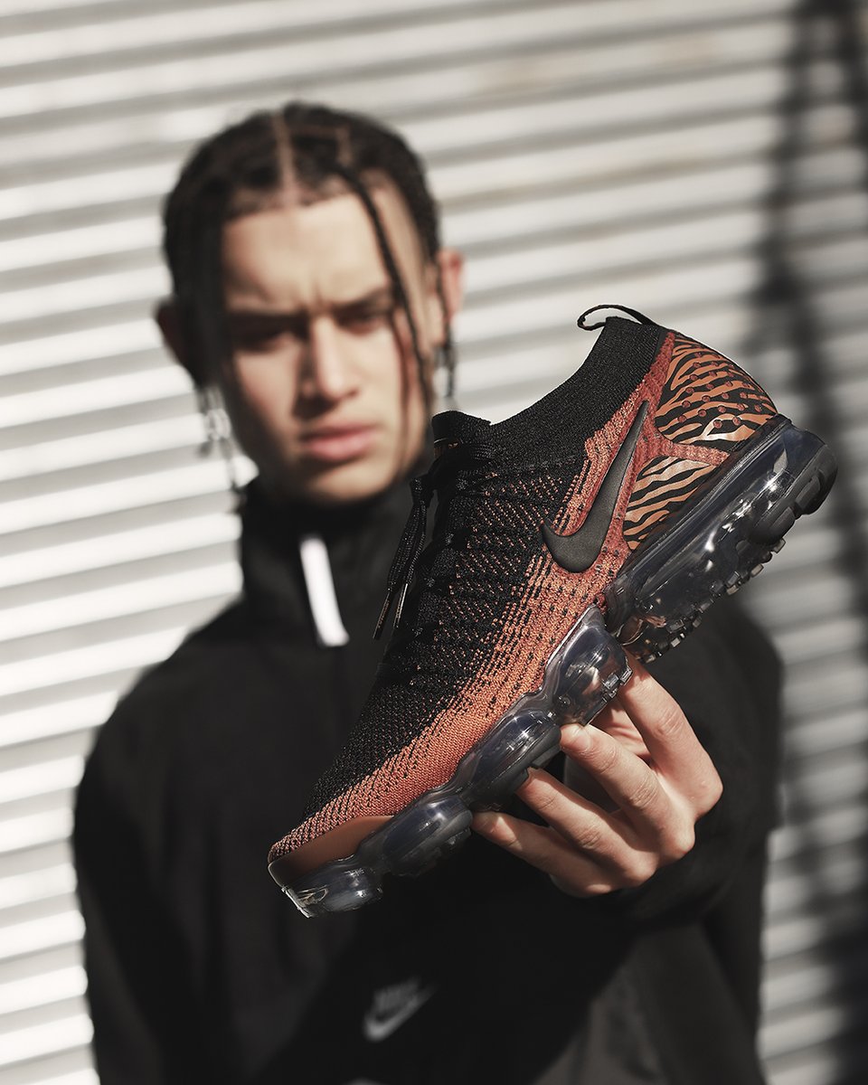 nike air vapormax tiger