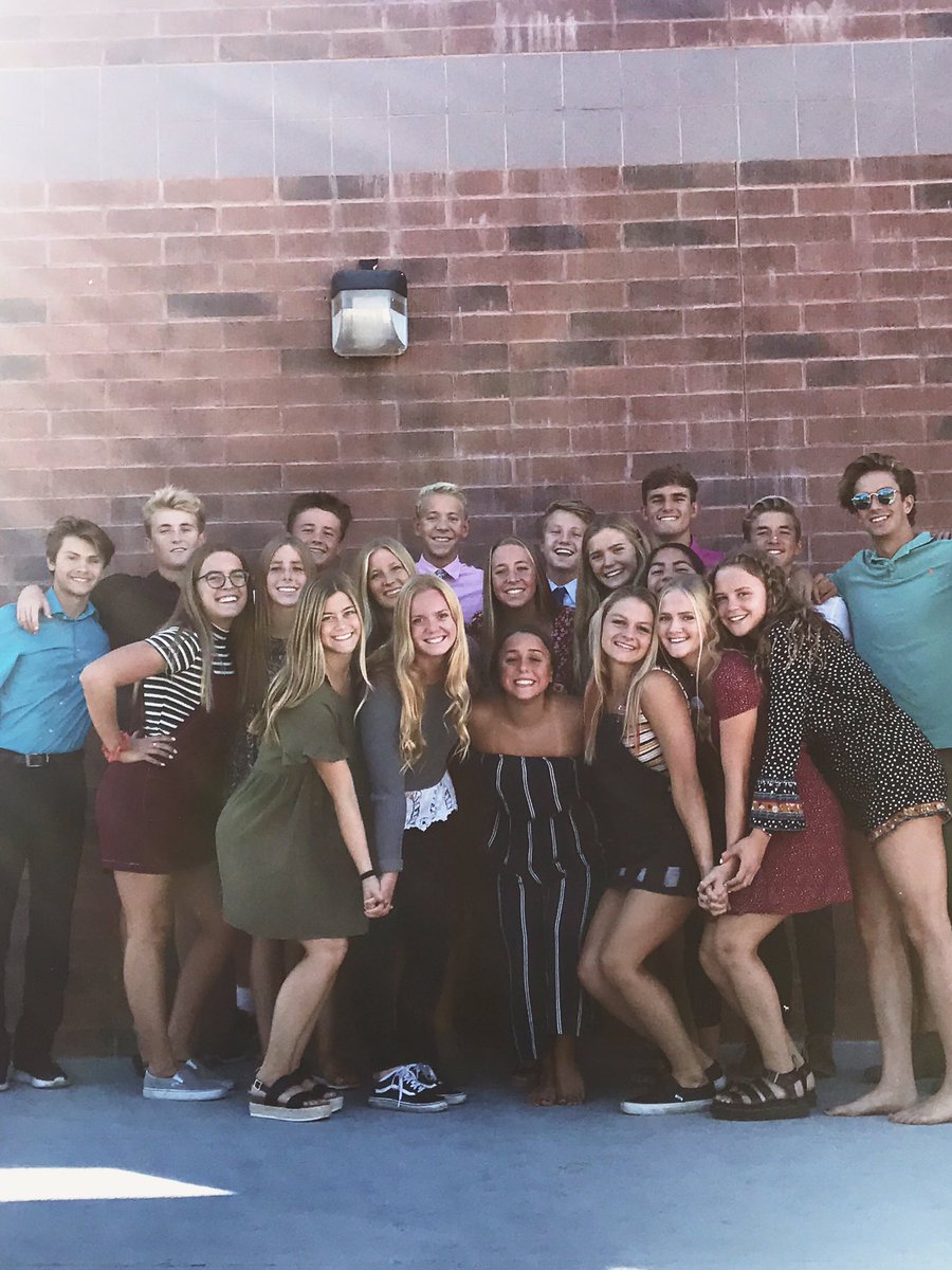 RMHSswimdive's tweet photo. ITS STATE DAY 1!!!! COME SUPPORT your swimmers @ skyline @ 2:30 &amp; your divers @ phoenix country day!!! SEE YOU THERE 🤩❤️ https://t.co/u07BONLZNl