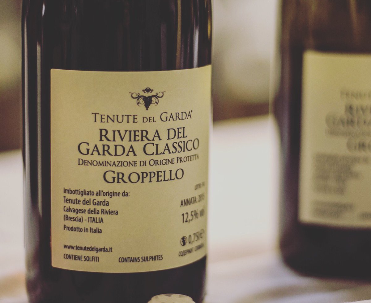 tenutedelgarda's tweet photo. Groppello is an ancient vine that you can find only in Valtenesi. Our bottles of Lucone locked its secrects!
#groppello #lucone #valtenesi #brescia #lombardia #vineyard #weine #degustazioni #wine #vino #vini #wines #viniitaliani #winelovers #winelover #lagodigarda #gardalake https://t.co/rzT3bjEeZr