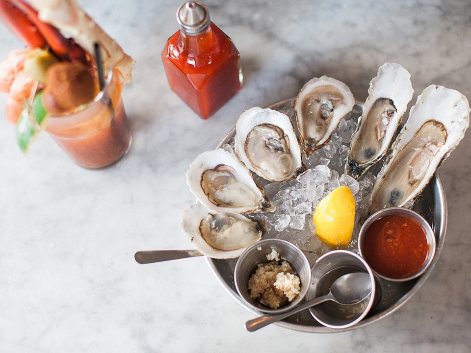 "I recommend you head to The Darling to slurp up fresh salty oysters &amp; the best Bloody Mary in town." Congrats to Charleston Blonde on the new blog &amp; thanks for sharing your rec! #charleston #oysters #happyhour
Photo Josie Derrick Fine Art Photography 
chsblonde.com/brunch-at-the-…