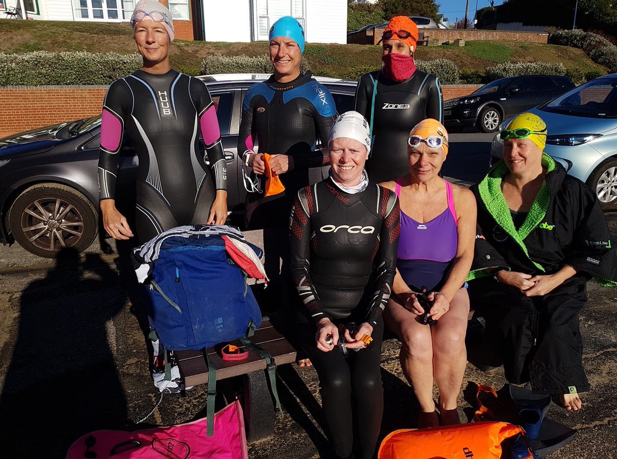 Love Friday mornings with the Felixstowe seascapers. Chilly 11 degree sea swim . Managed 24 mins , but wondering how short the swims may become as the winter progresses . Might need a thermal wetsuit or an extra fat layer #seaswimming #@blueseventy