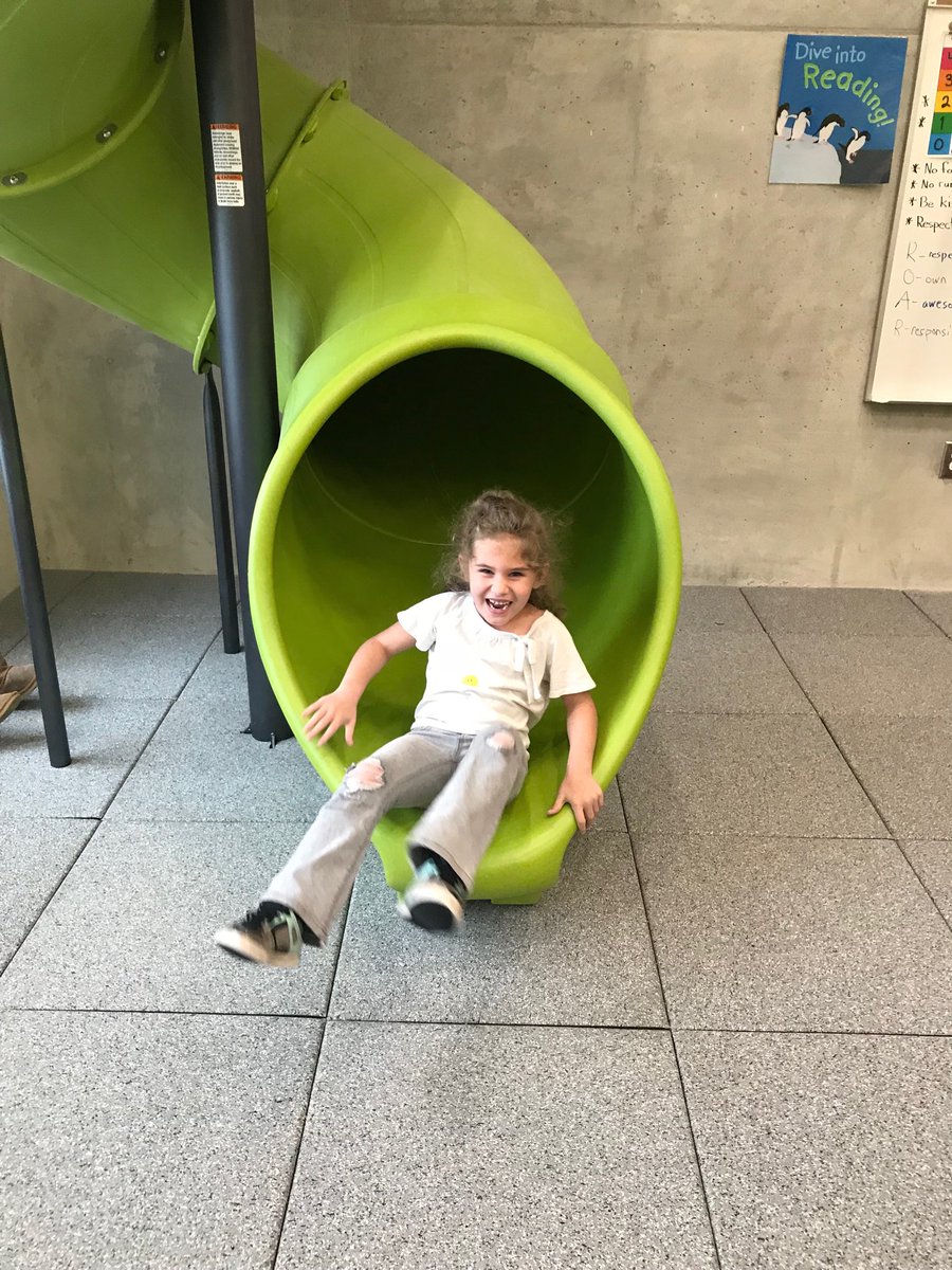 TaylorKroom116's tweet photo. #myschooliscool #indoorslide @TaylorTigers @NWLSDSupt https://t.co/B6gT0DBs2U
