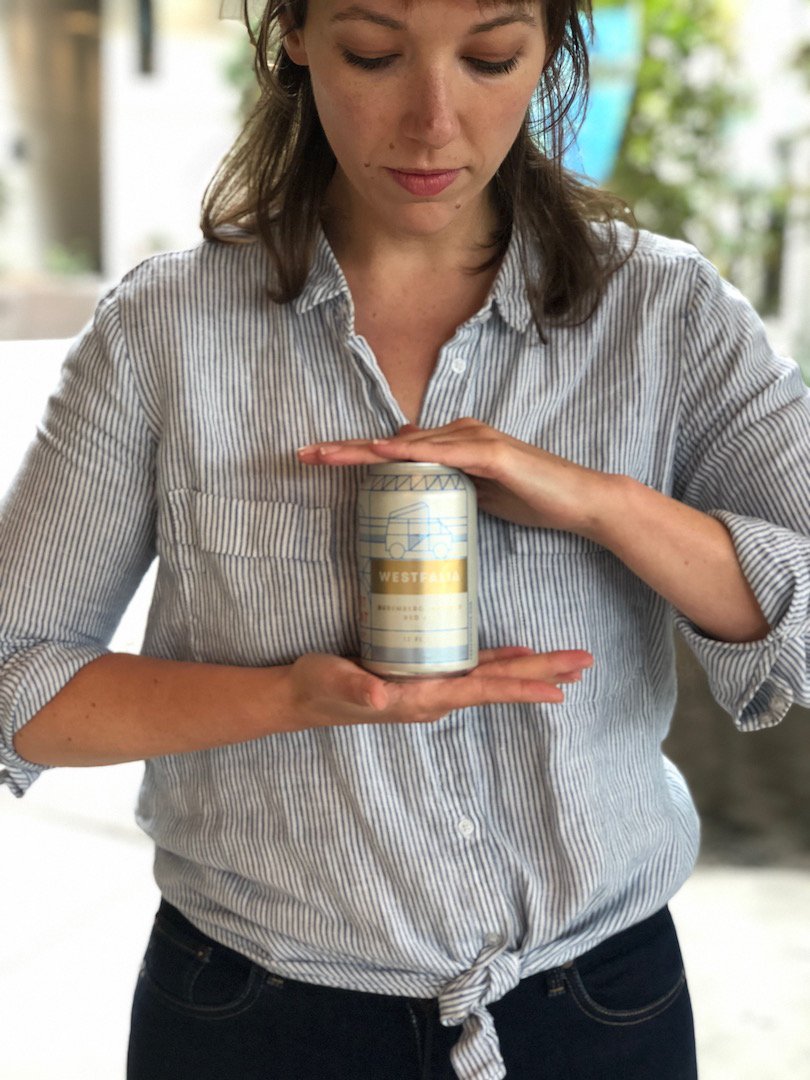 NOONAllDay's tweet photo. NOON Equation: New month + new beer = Kicking off November on a high note.  Enjoy Fort Point’s Westfalia, a Nuremberg-inspired Red Ale that feels perfect for fall.  Pour a glass in house or grab some to go.  #swoonfornoon https://t.co/Dhqn0iFBT7