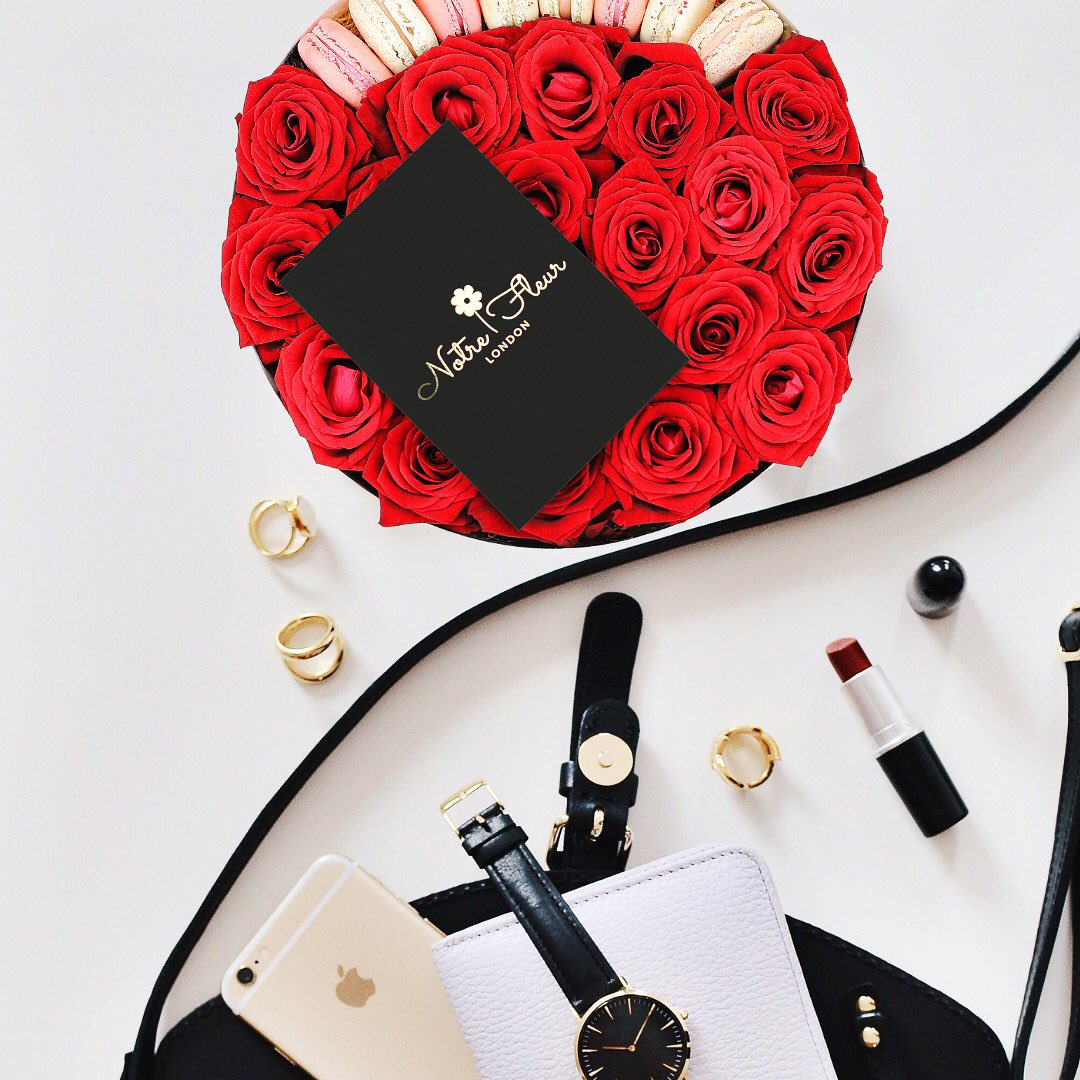 notre_fleur's tweet photo. The week is almost over 🤗 Happy Friday ⭐️💕 

Do not forget that we are open from 10-11pm during weekends 🤫☺️
.
.
#giftsforher #notrefleur #notrefleurlondon  #flowersandmacarons #hatboxflowers #luxurygifts #birthday #anniversary #Valentine https://t.co/AFsmhEfjAa