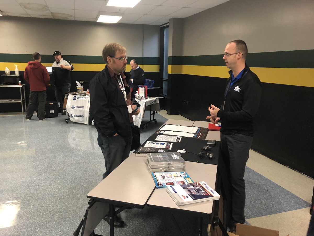 HWDSB_SHSM's tweet image. Engaging with Community Partners around the tech to support #TechnologicalStudies Educators #HWDSBSubjectPD @WestdaleSS #TechnologicalStudies
