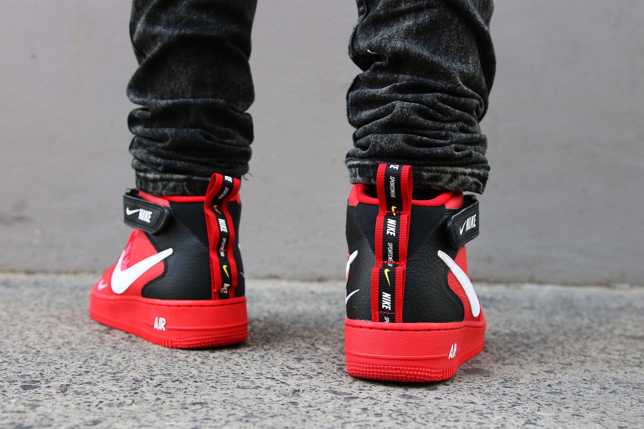 Nike Air Force 1 High '07 LV8 Red 2018