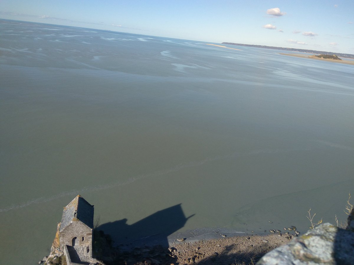 FabiusCameli's tweet photo. 'There is a tide in the affairs of men.
Which, taken at the flood, leads on to fortune' (Julius Caesar) #Shakespeare #MontSaintMichele #tide #Normandy https://t.co/7r4ChHOwXS