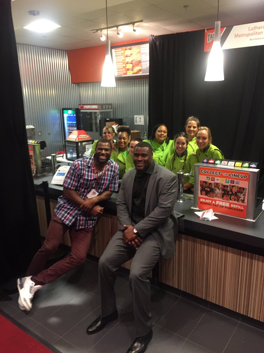LMMCleveland's tweet photo. #FBF to #TasteoftheBrowns 2018. Friday #shoutout to our friends at the @CleFoodBank & @Browns for their hard work helping to feed the community. Our #ChoppingforChange participants were happy to be involved. #ERWnow @DRCOhio https://t.co/638l5wexxM