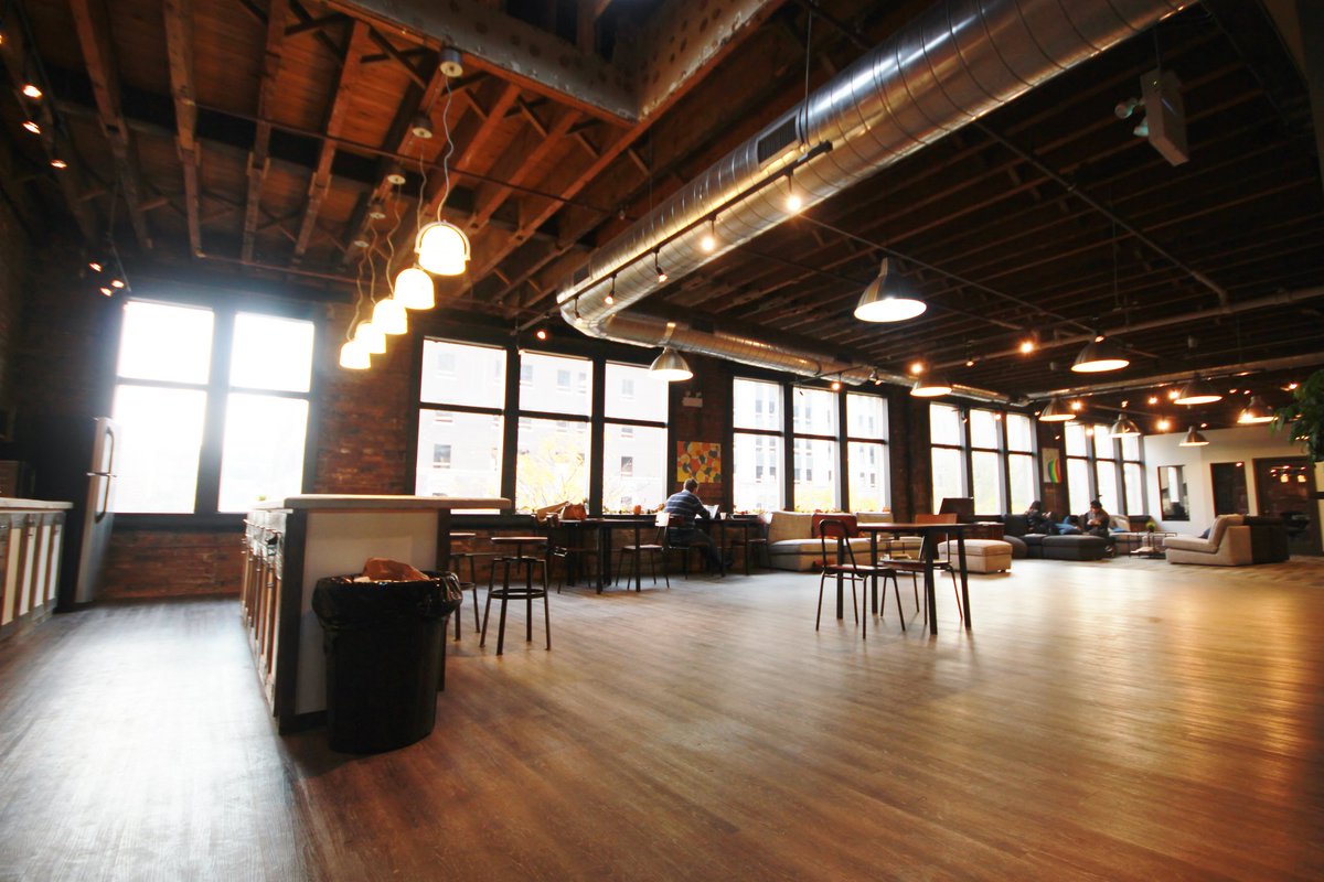 CoMotionSpaces's tweet photo. Looking for a space for your business? 

Become a member today and take advantage of our month free offer on all office or desk work spaces!

https://t.co/NlsZDEMGwt

#MakeACoMotion #hamont #coworking https://t.co/zQheLGrekH