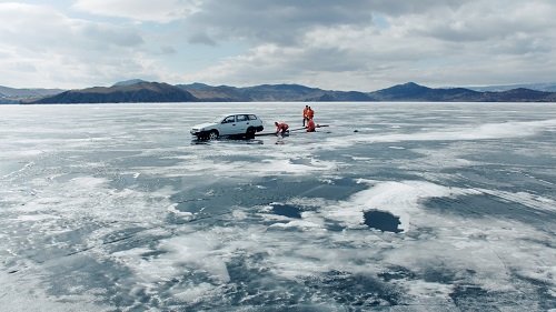 BettyStern4's tweet photo. #DOK2018 late harvest "aquarela" by victor kossakovsky is an immersive film collage - made for the big screen #DOKleipzig https://t.co/RYRxG2Eqx1 https://t.co/WbbYqQywCl