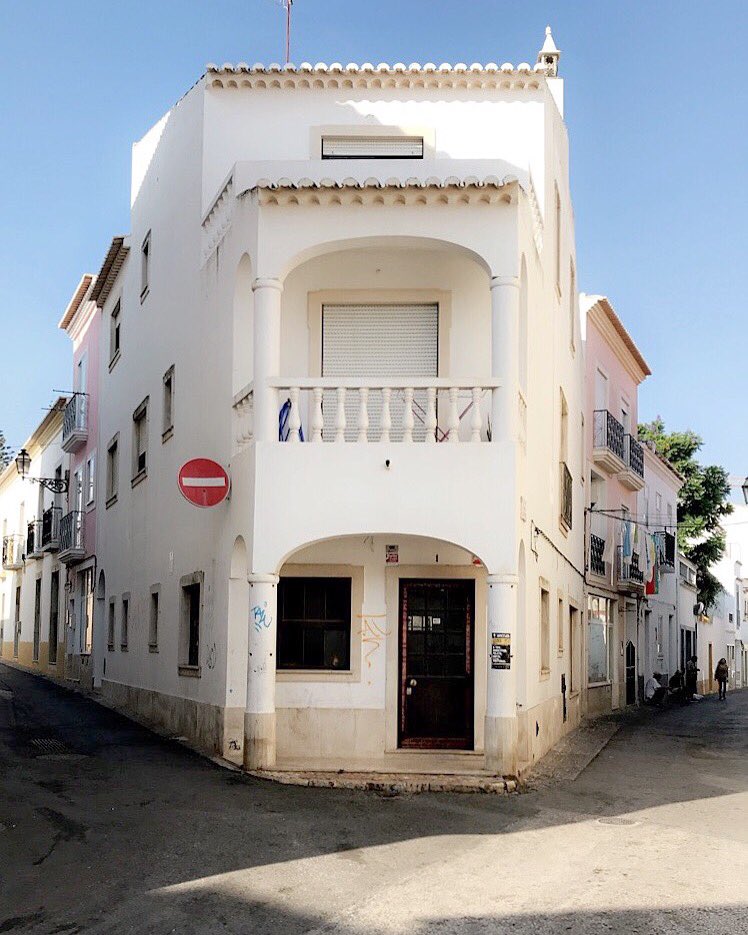 .scott thomas. tweet media