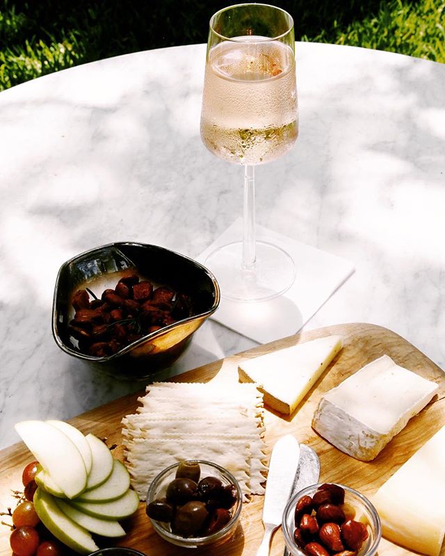 Tastes as good as it looks. ✨ Cheers! 📷: <a href="/jackieleeyoung/">Jackie Lee Young</a> #hotelsaintcecilia #bunkhousehotels