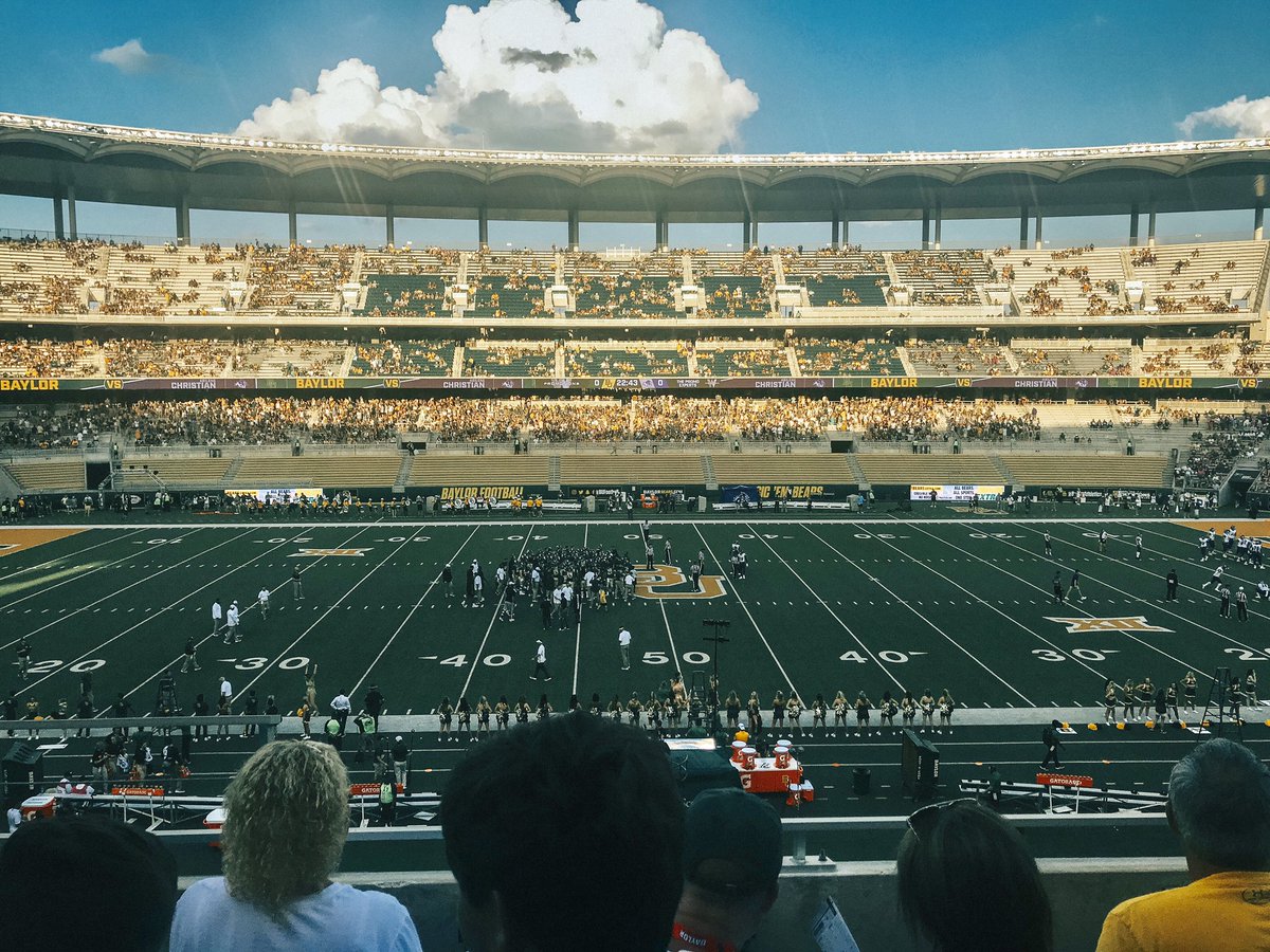 SicEm365's tweet image. HOMECOMING GIVEAWAY: 4 tickets and a parking pass. Retweet and follow is your entry for a chance to win. Winner randomly selected at 7PM tonight.