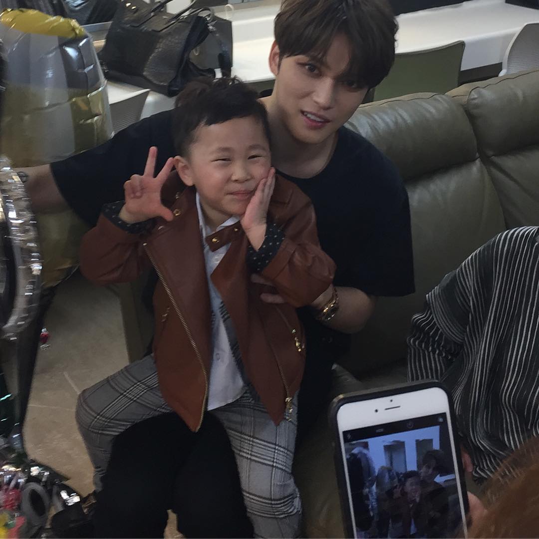 JaeMine0126's tweet photo. Jaejoong with Family ❤
#ジェジュン #Defiance #np #HallLiveTour2018 #SecretRoad https://t.co/TF40VUtkSI