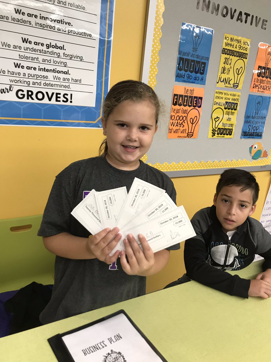 christinalyross's tweet photo. Exhibition Reflection on their business & Where to go from here:
1. Get feedback
2. Make improvements/back to drawing board
3. Make a real prototype
4. Find an investor
#innovation #WEAREGROVES #humblejoy #thirdge @mike_w_ross @NatalieW0913 @KH_GE3 @Mrs_MajalcaGE https://t.co/R3RJ5Ia7qO