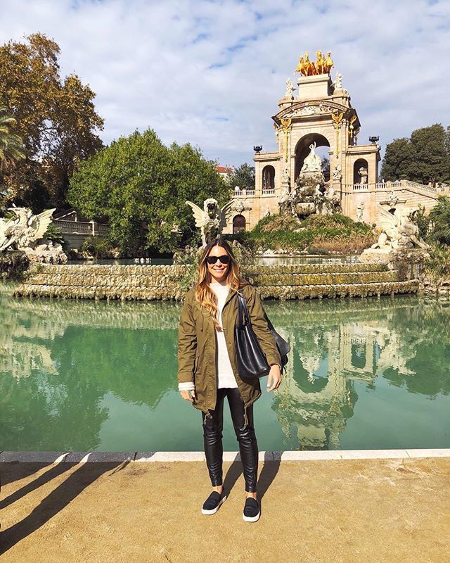 Hehe...super touristy picture but you know what? I’m super excited to be back in Barcelona after 15 years and the best part is I’ve been walking around all day with my aunt who lives here and happens to be an art history scholar and is a TREMENDOUS wealt… ift.tt/2Ok8grN