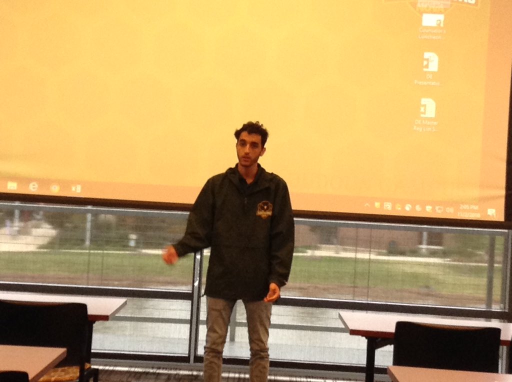 LoHSOutreach's tweet photo. Rawad is working toward a career in foreign affairs. Chay-o is working toward political science. There are so many wonderful students &amp; fantastic opportunities for them @NOVAcommcollege! https://t.co/wxR83Zo01W