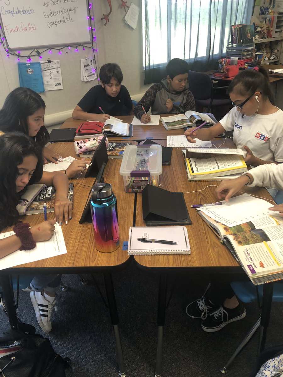 Techie_Carlisle's tweet photo. Piloting a new textbook my kids are loving having the option of using a digital text or traditional textbook. #blendedlearning #studentchoice #lcms #nlmusd #nlmlearns @PrincipalLCMS @LCMS_AP https://t.co/oPXqYICbq4