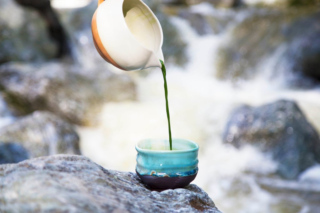 EnchaMatcha's tweet image. What do you drink your Encha matcha from? A mug, glass, tumbler, traditional matcha chawan?🍵