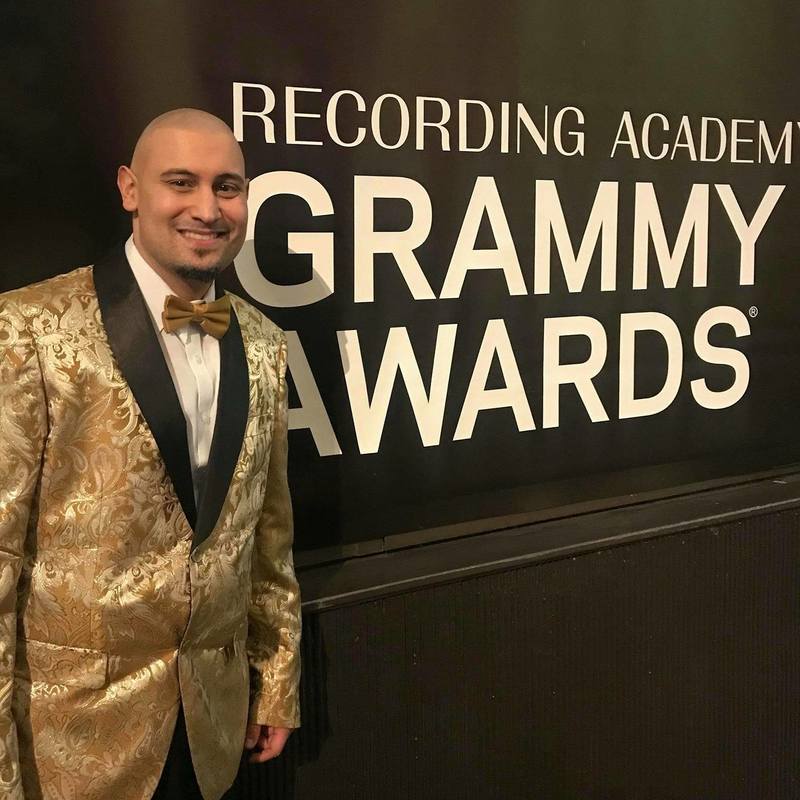 onairwithsir's tweet image. Mr. Steal Your Girl or Man? LOL ! New York’s Lovari travels to Philly to hang out with Sir for the day! blog.onairwithsir.com/mr-steal-your-…