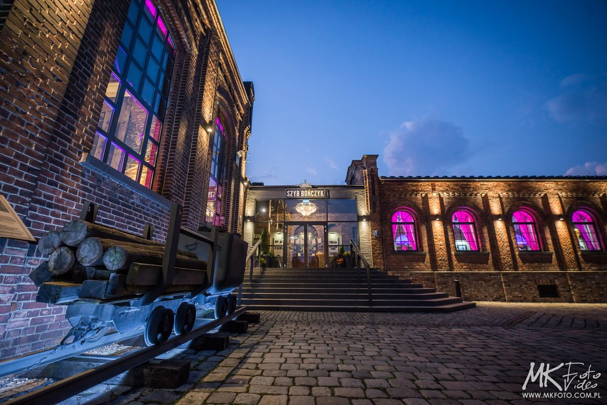 midyPL's tweet image. Buildings of an old mine converted into a restaurant in #Mysłowice @wojciech_krol