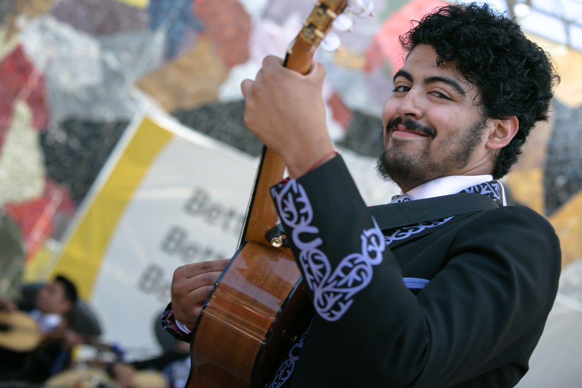 NWFolklife's tweet photo. Save the Date: Award-winning group, Mariachi Huenachi, will be performing at our November Crossroads Cultural Arts Series on Saturday, November 17 from 1 - 3 PM at @CrossroadsBLVU. https://t.co/NovfIC1rpF https://t.co/kPtEZnXWP6