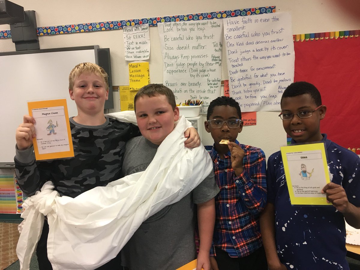 Danielle Reichard tweet media