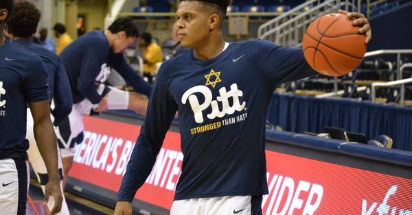 What a GREAT thing that the Pitt Men's Basketball Team did last night! pittsburghsportsnow.com/2018/11/01/pit… …  #HTP #Pittsburgh #JewishSportsCamp #SquirrelHill #PittPanthers