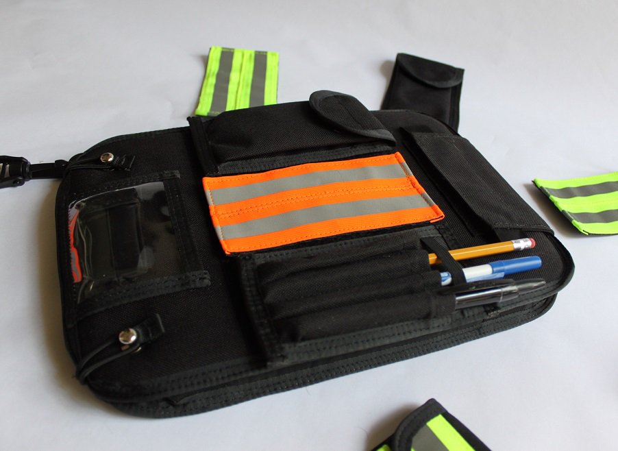 ibackflip's tweet photo. The FOREMAN tough tablet carrying holster features: business card holder ✅  storage pockets ✅ neon safety swatches ✅ drop-proof tether ✅ compatible utility belt ✅ and even more! Visit our site to learn about what iBackFlip can do for you! https://t.co/TUcjaFQG5q