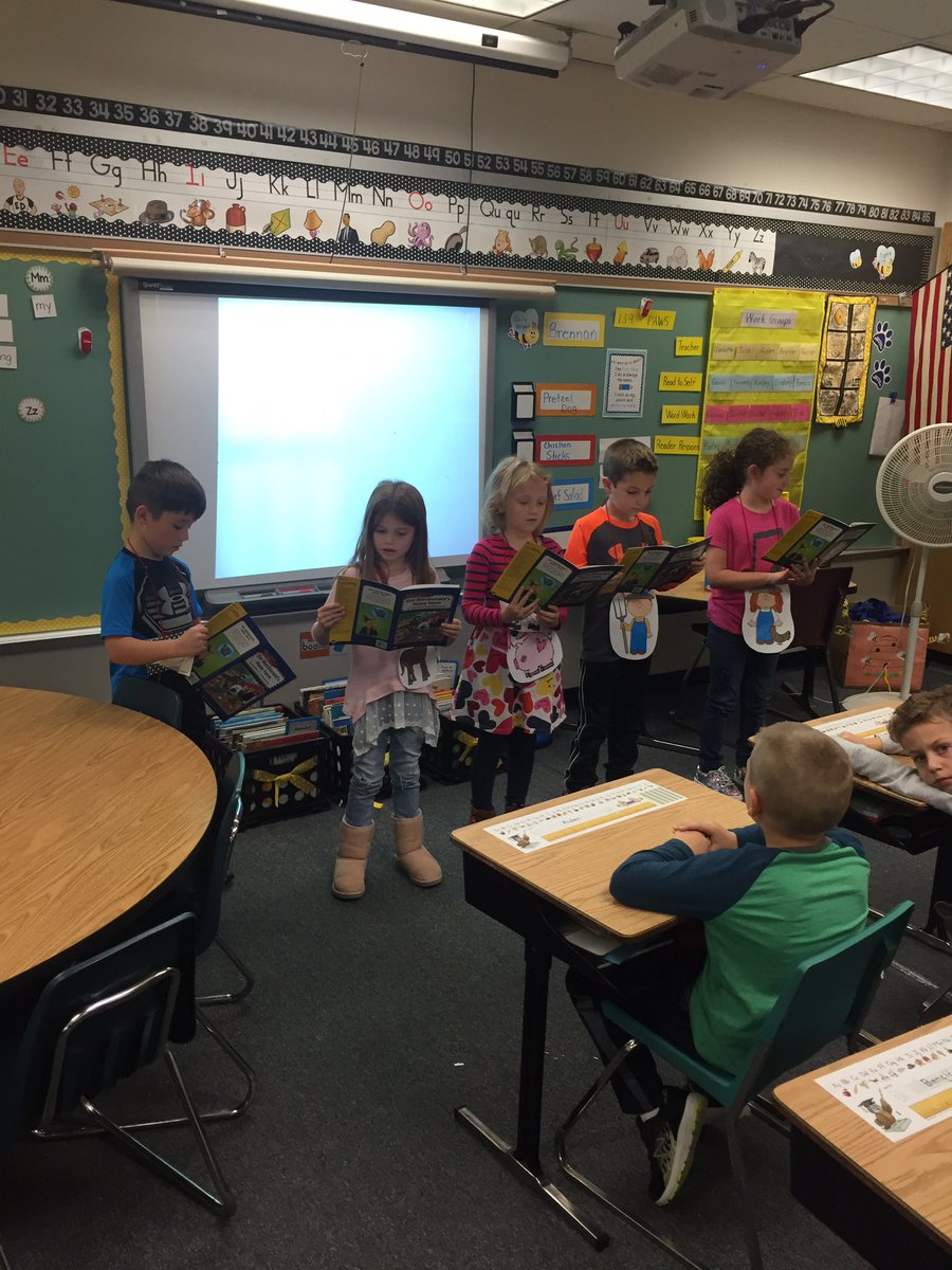 BowenHanson's tweet photo. Our first Readers Theatre was so much fun!  "Old MacDonald's Noisy Farm" complete with animal sounds. So proud of my class🌟#bowensbusybees @BmeCmsd https://t.co/UH4MfzaO96