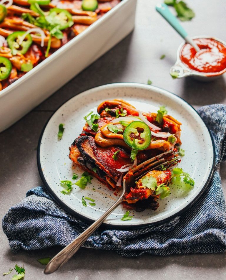 minimalistbaker's tweet photo. Tried our INCREDIBLE Plantain Black Bean Enchilada Bake with Vegan Queso? Just 10 ingredients required, hearty, + BIG flavor! https://t.co/CMPvDDvjAi #plantbased #glutenfree https://t.co/6jUpnso8Gk
