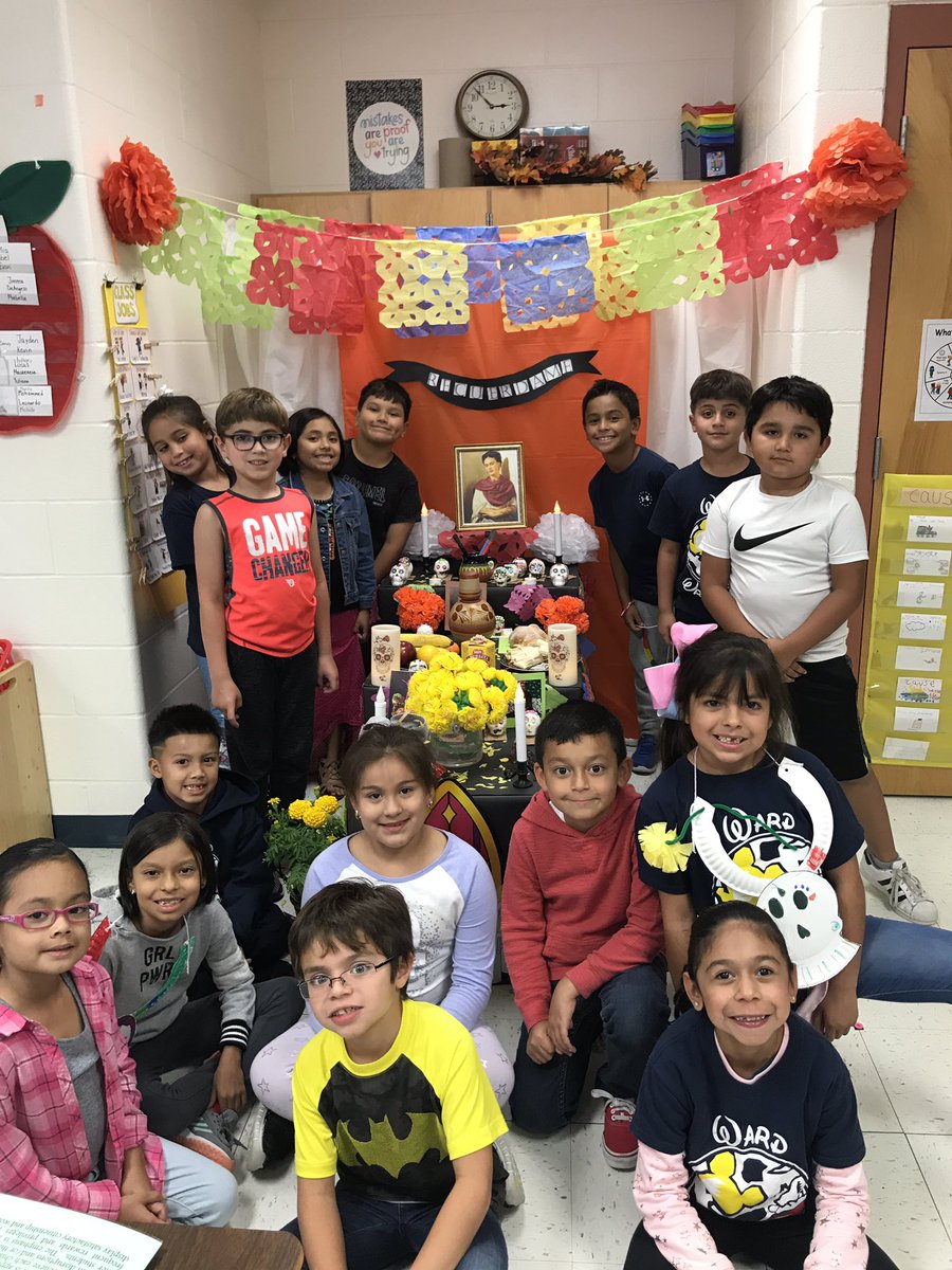 Veronica Villicana (@veronicavilli) on Twitter photo We are not just BILINGUAL, we are also BICULTURAL! #DiaDeMuertos #bilingualeducation #ThisIsNorthside #ward <a href="/13dlcpedaling/">Imelda De La Cruz</a> We are not just BILINGUAL, we are also BICULTURAL! #DiaDeMuertos #bilingualeducation #ThisIsNorthside #ward <a href="/13dlcpedaling/">Imelda De La Cruz</a>