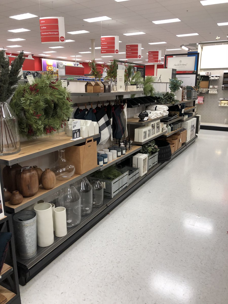 Target_Tyler's tweet image. Happy anniversary Hearth &amp;amp; Hand with Magnolia! Another great set to close out the year. T-1972 has everything you need to decorate your home in style ✨