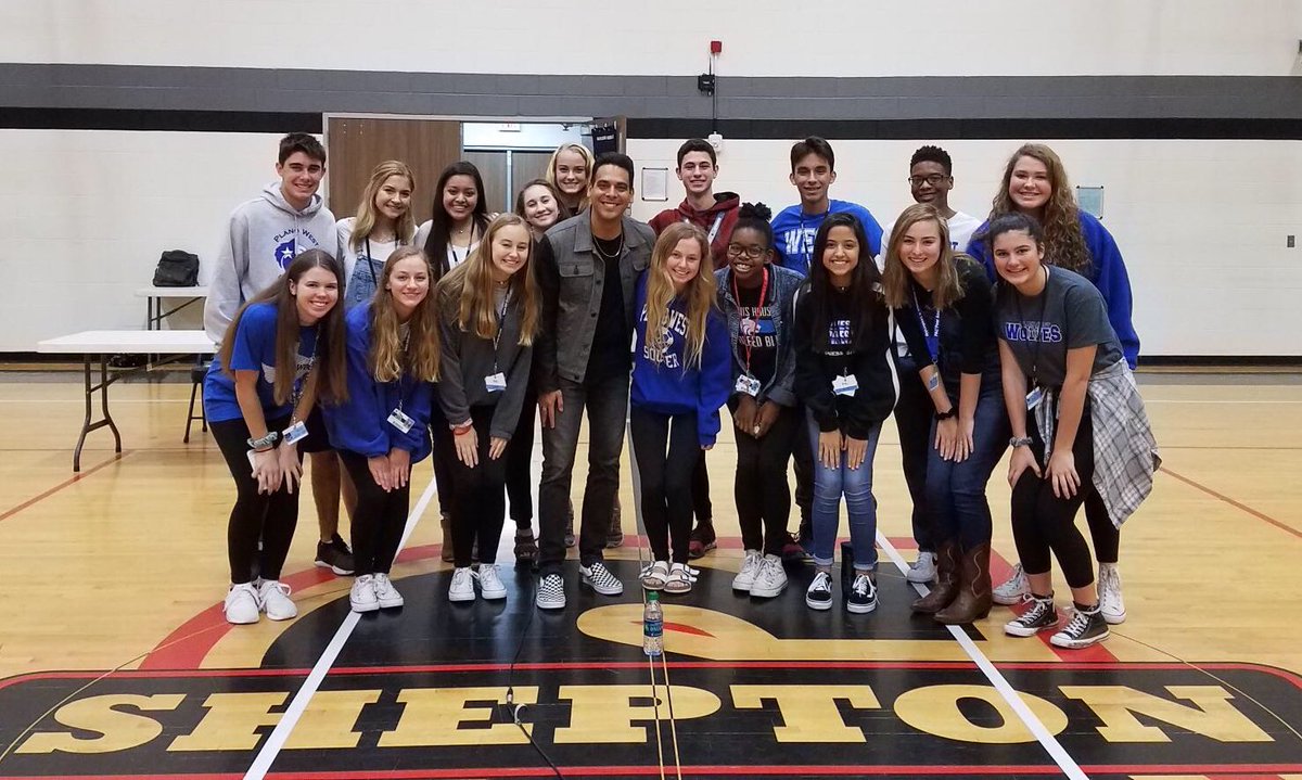 SheptonWolfpack's tweet photo. Thank you @GabeSalazar for visiting and inspiring our students today!!! https://t.co/8VPHbwCR6p