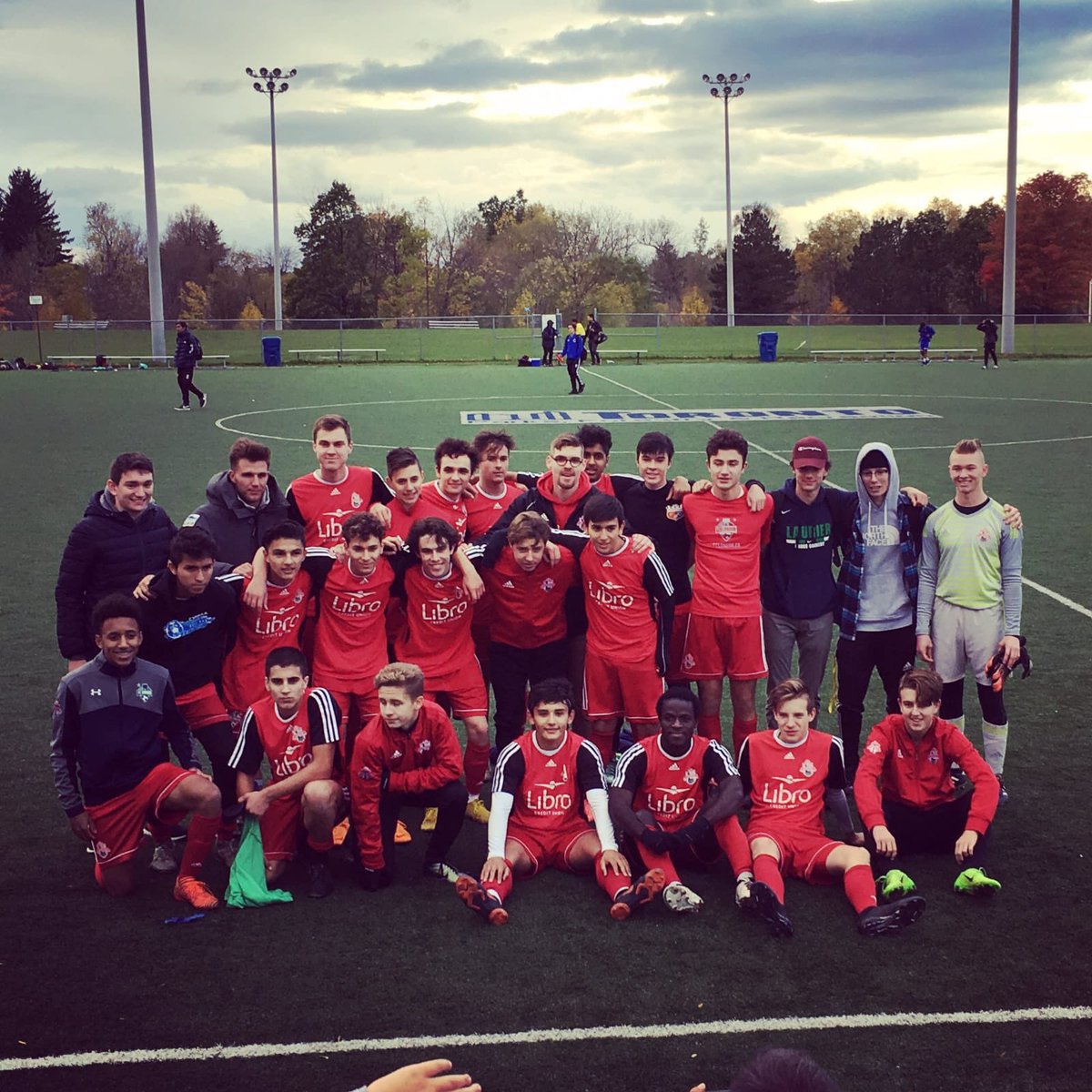 LONDON TFC U17 OASL Champions! Want to join LONDON TFC visit http://www.fclondon.ca
@OntarioIsSoccer @FCLondon @League1Ontario #OASL #soccer